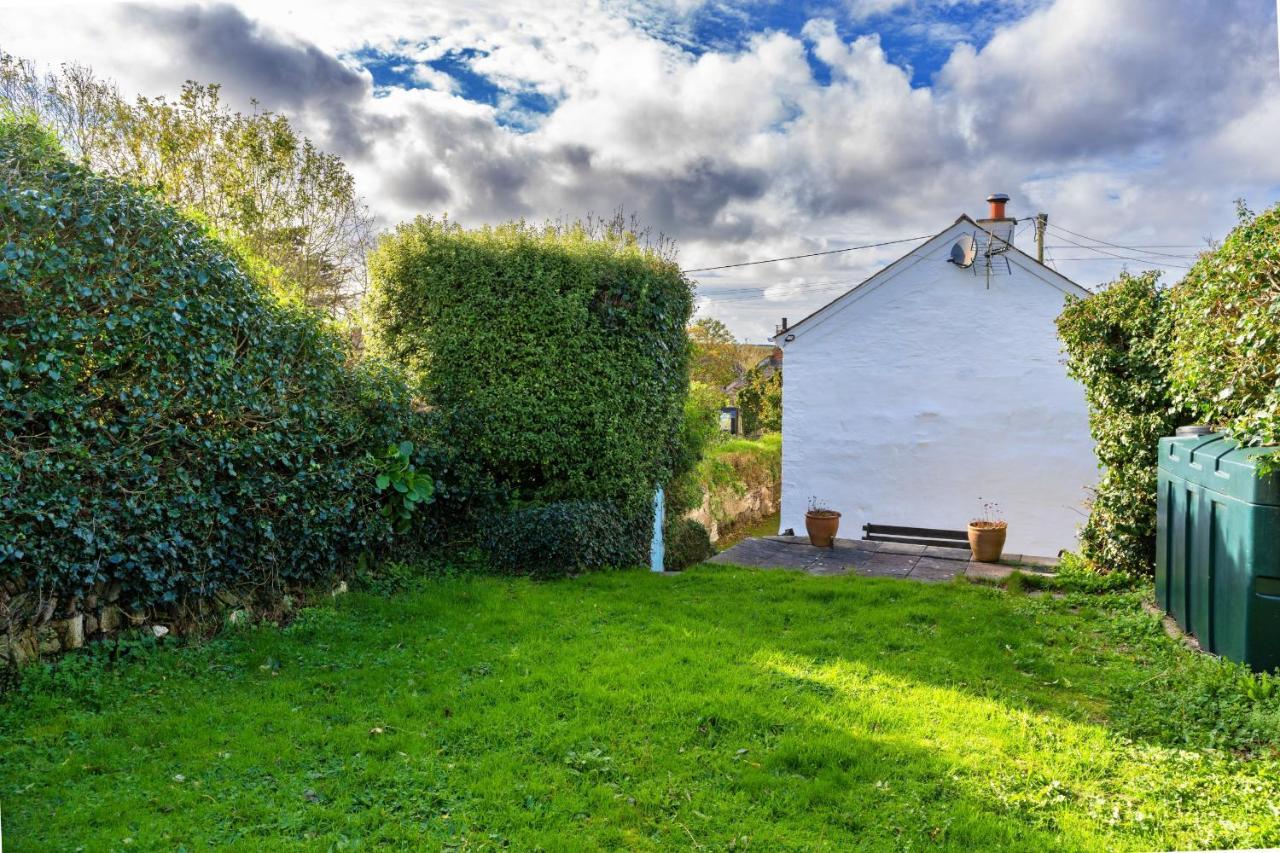 Finest Retreats - Forge Cottage Padstow Exterior photo